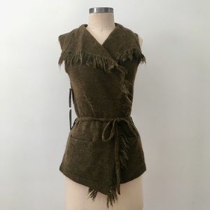 NWT Aritzia Wilfred Free Fei Fei Sweater Vest, XS